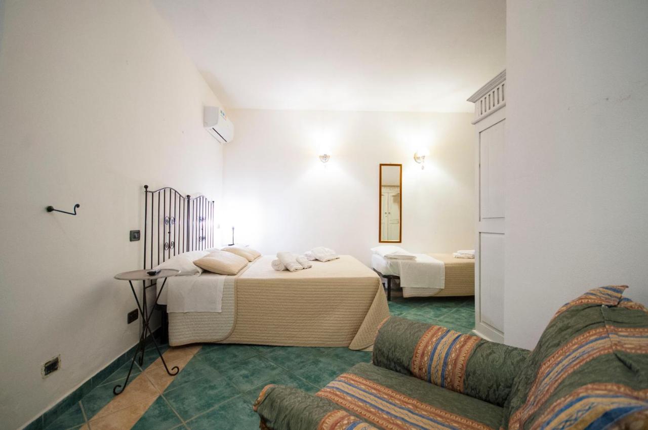 Albergo La Fontanella Noto Exteriör bild