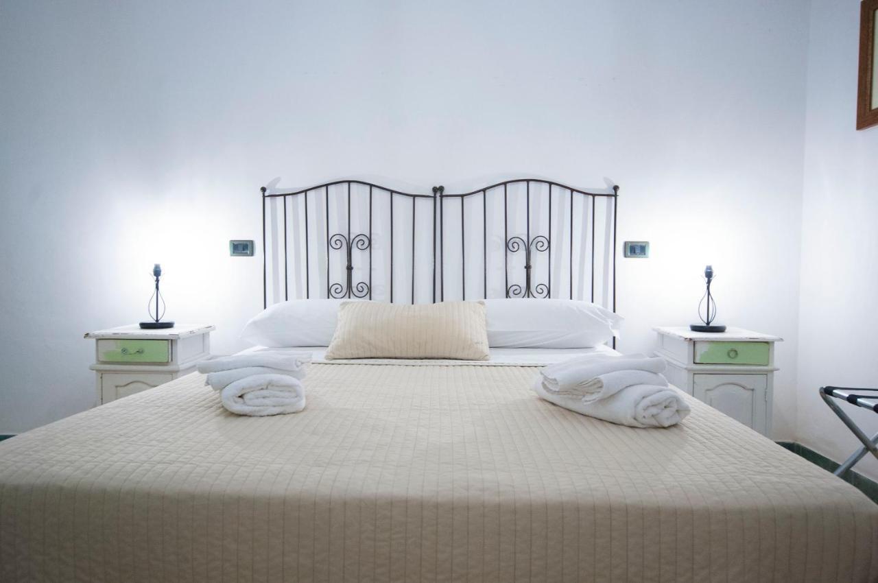 Albergo La Fontanella Noto Exteriör bild
