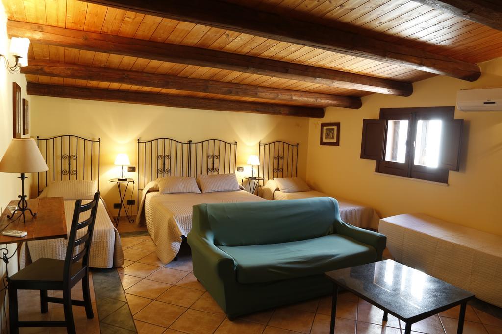 Albergo La Fontanella Noto Exteriör bild